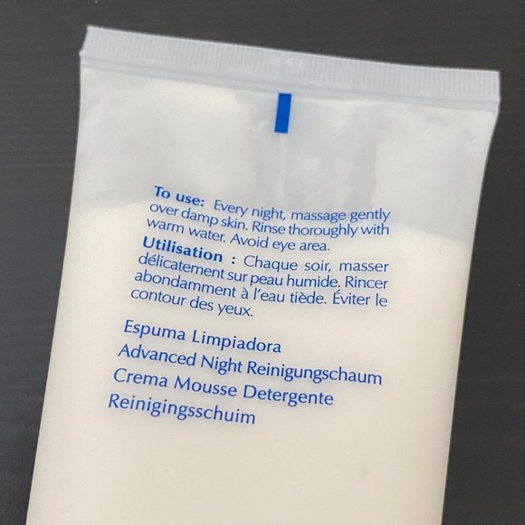 Estée Lauder Advanced Night Micro Cleansing Foam - Picture 8 of 16